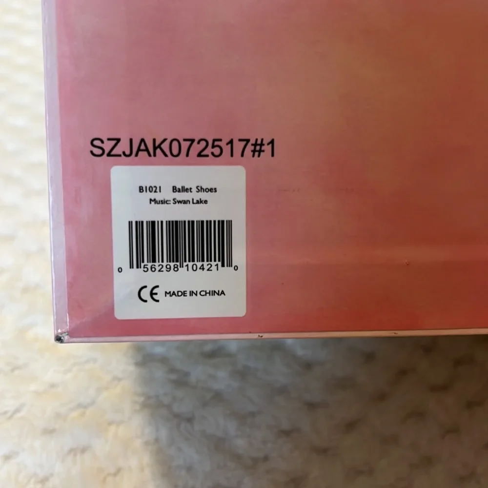 Ballerina Jewelry Box for Girls - Picture 10 of 12